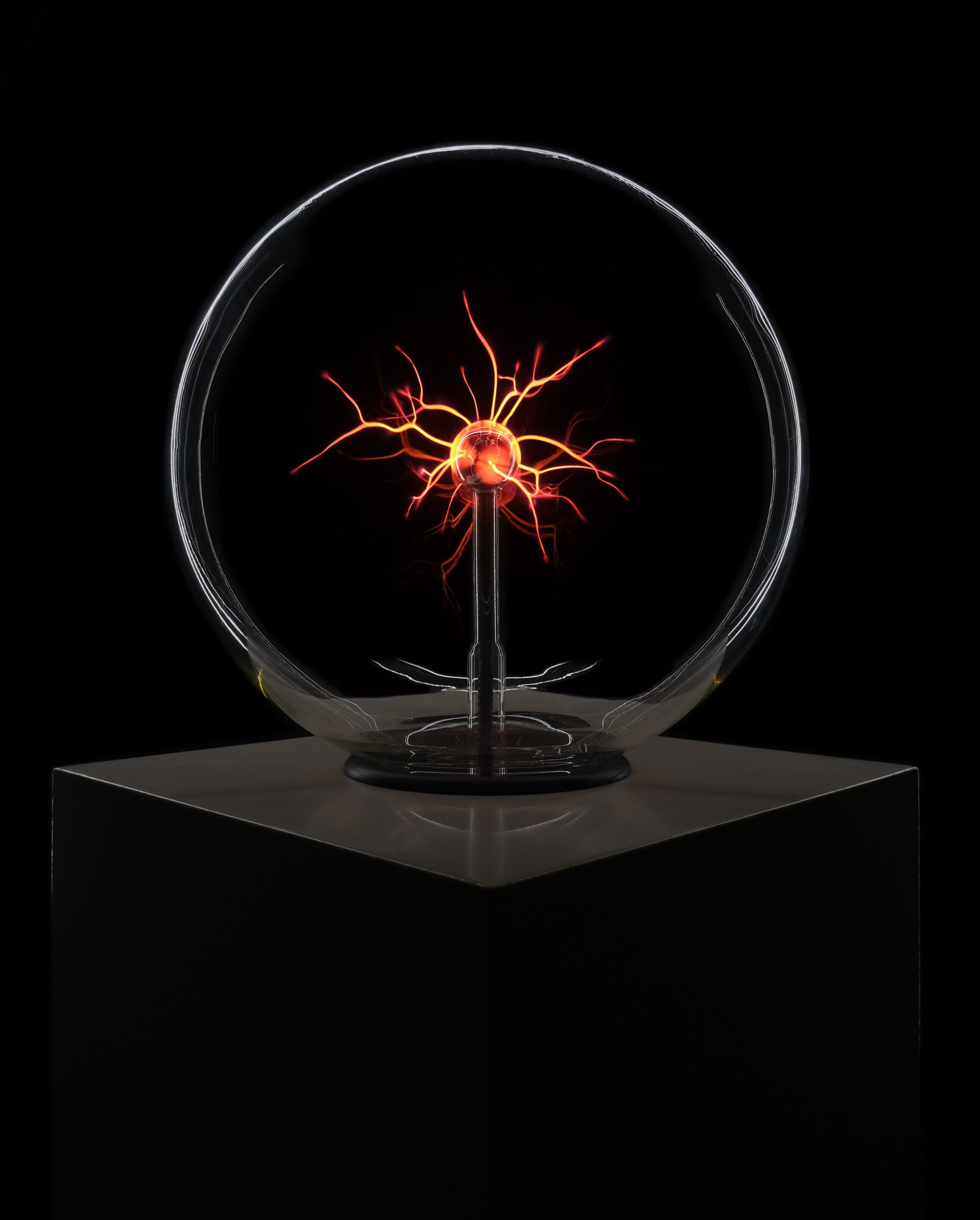 PLASMA GLOBE | Weinmayer Glasarbeiten